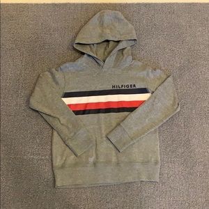 Grey Tommy Hilfiger hoodie with logo across hoodie